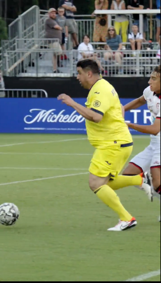A intrat în istorie drept cel mai tânăr marcator din La Liga, dar acum surprinde prin fizicul lui_14