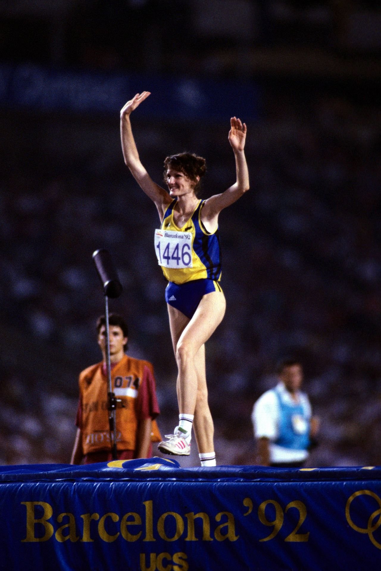 Alina Astafei, legendara atletă care a plecat din România în semn de protest, a împlinit 55 de ani! A fost vicecampioană olimpică și campioană mondială și europeană_13