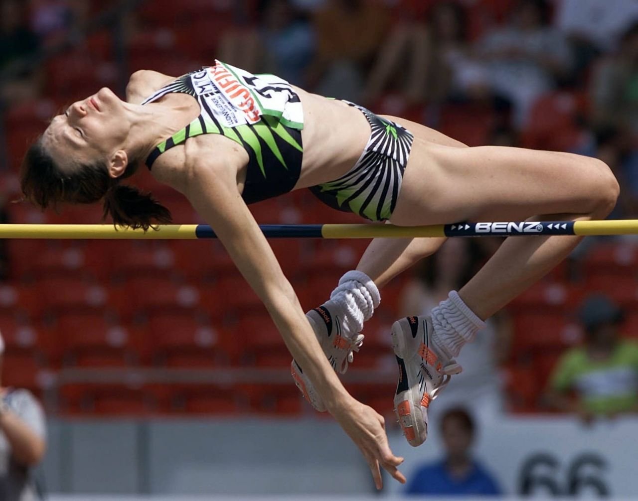 Alina Astafei, legendara atletă care a plecat din România în semn de protest, a împlinit 55 de ani! A fost vicecampioană olimpică și campioană mondială și europeană_19