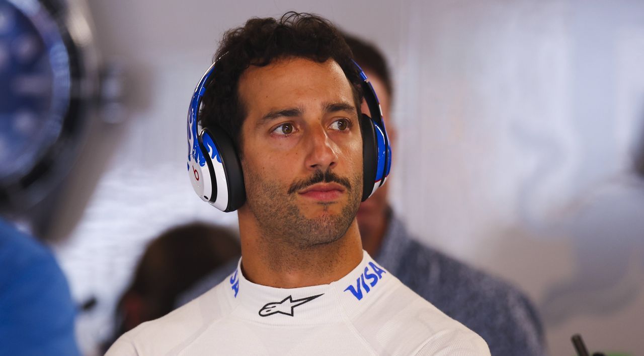 Unul dintre cei mai iubiți piloți e forțat să se retragă din Formula 1 după cursa din Singapore!