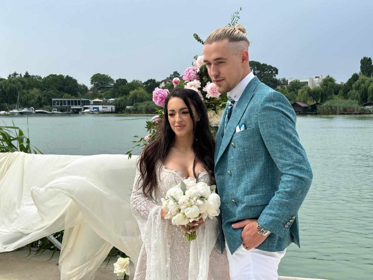 Larisa Iordache s-a căsătorit! Imagini spectaculoase de la cununia civilă a sportivei_9