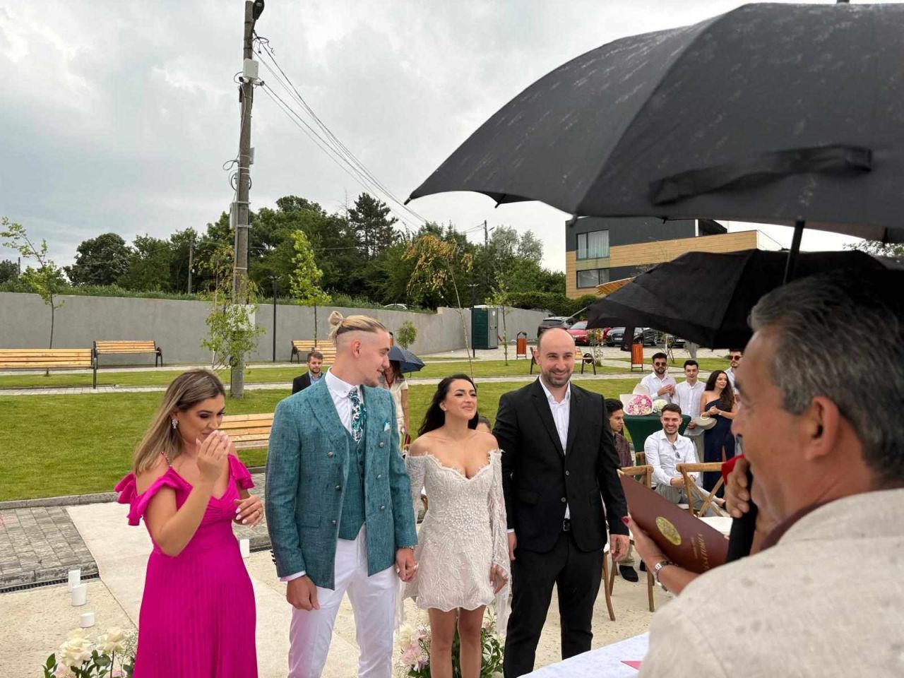 Larisa Iordache s-a căsătorit! Imagini spectaculoase de la cununia civilă a sportivei_10