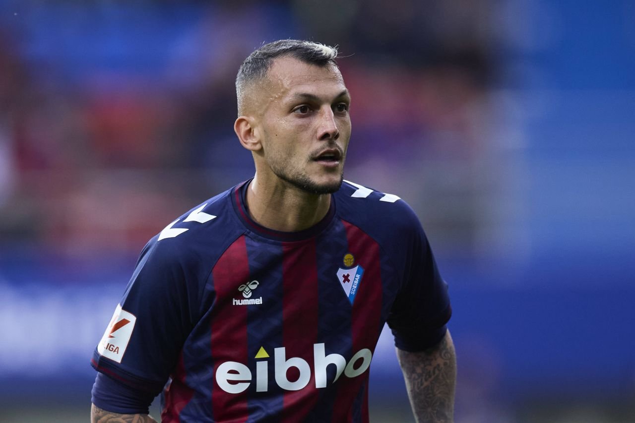 Echipa la care joacă titulari Zidane și Stoichkov luptă pentru promovarea în La Liga, acolo unde deja a ajuns Ronaldo! UPDATE Alex Pașcanu încearcă imposibilul_5
