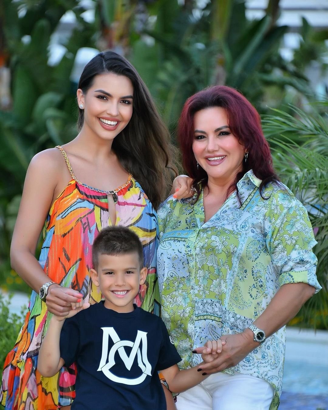 Fiicele lui Adrian Mutu, de o frumusețe răpitoare! Antrenorul român s-a pozat alături de cei patru copii și de actuala soție_5