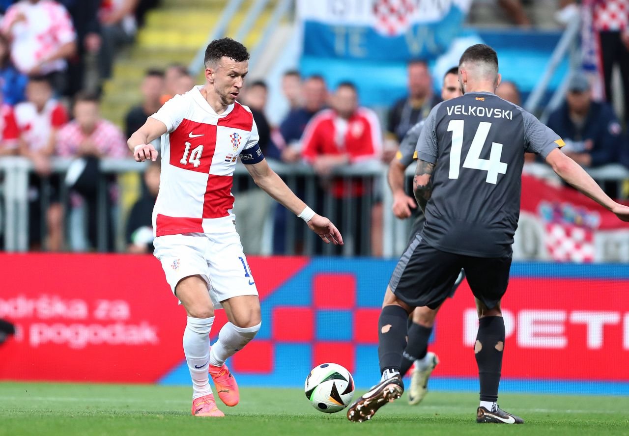 S-a reunit Dinamo! Mai multe nume noi în trupa lui Zeljko Kopic la vizita medicală de astăzi_12
