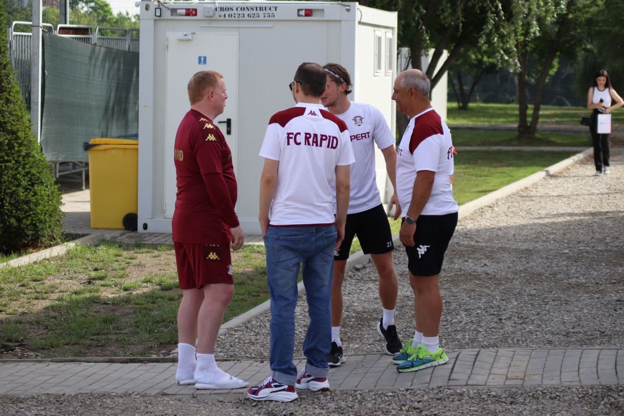 Șapte jucători noi la reunirea Rapidului, la primul antrenament sub comanda lui Neil Lennon _3