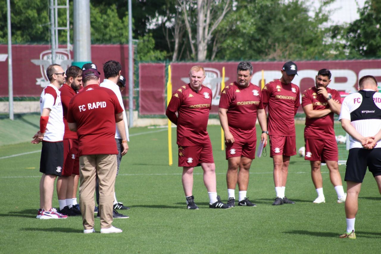 Șapte jucători noi la reunirea Rapidului, la primul antrenament sub comanda lui Neil Lennon _12