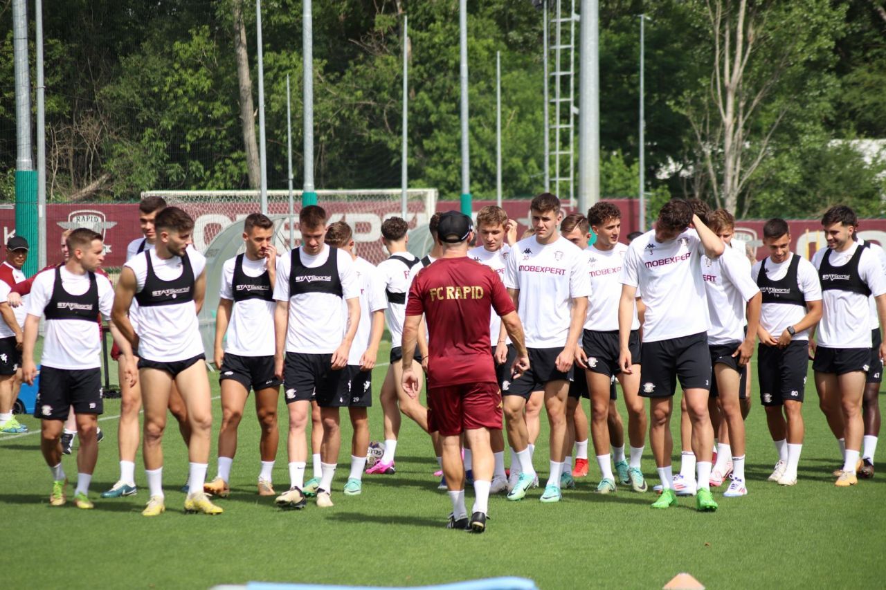 Șapte jucători noi la reunirea Rapidului, la primul antrenament sub comanda lui Neil Lennon _17