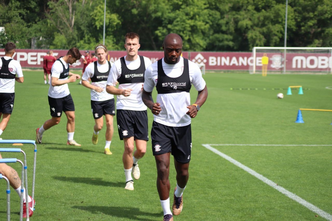 Șapte jucători noi la reunirea Rapidului, la primul antrenament sub comanda lui Neil Lennon _39