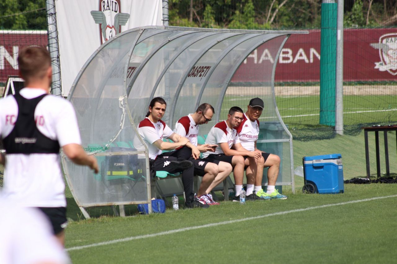 Șapte jucători noi la reunirea Rapidului, la primul antrenament sub comanda lui Neil Lennon _44