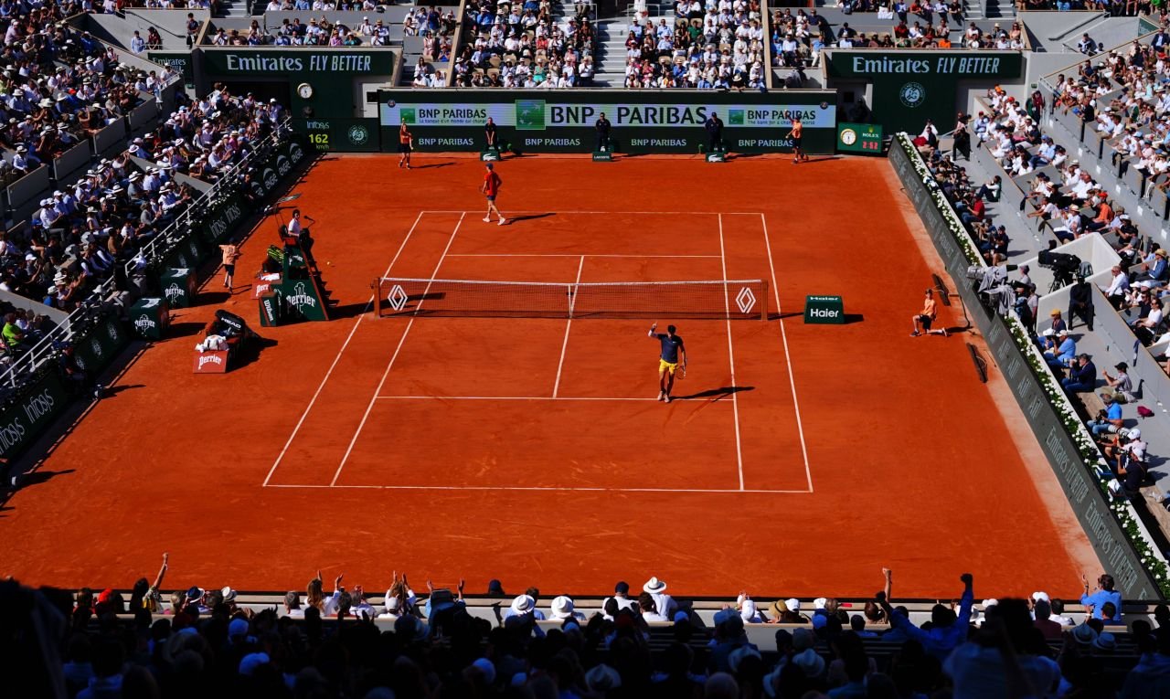 Nu i-a mai văzut nimeni până acum, la finala Roland Garros! Părinții lui Carlos Alcaraz, surprinși într-un moment rarisim_12