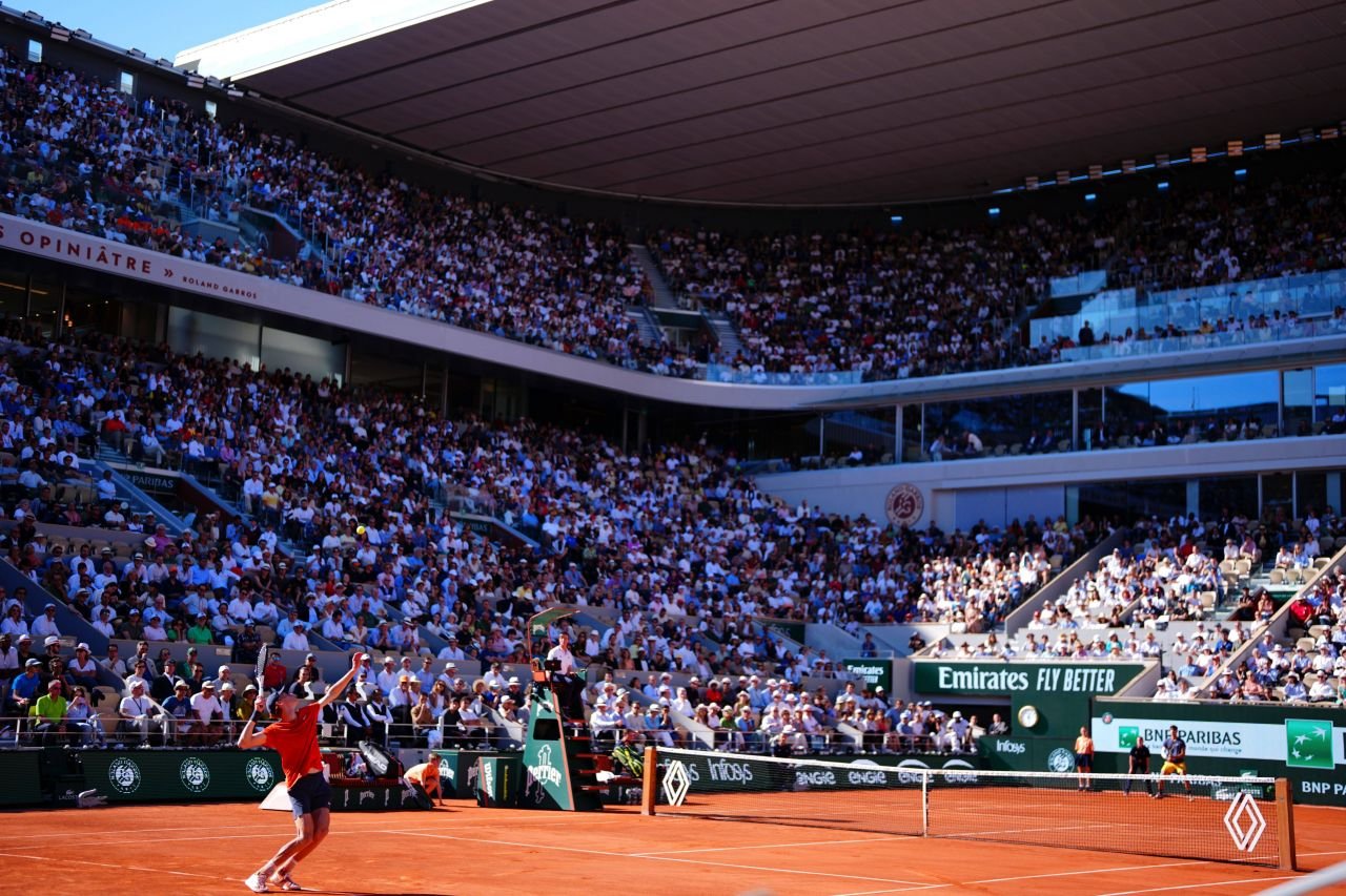 Nu i-a mai văzut nimeni până acum, la finala Roland Garros! Părinții lui Carlos Alcaraz, surprinși într-un moment rarisim_15