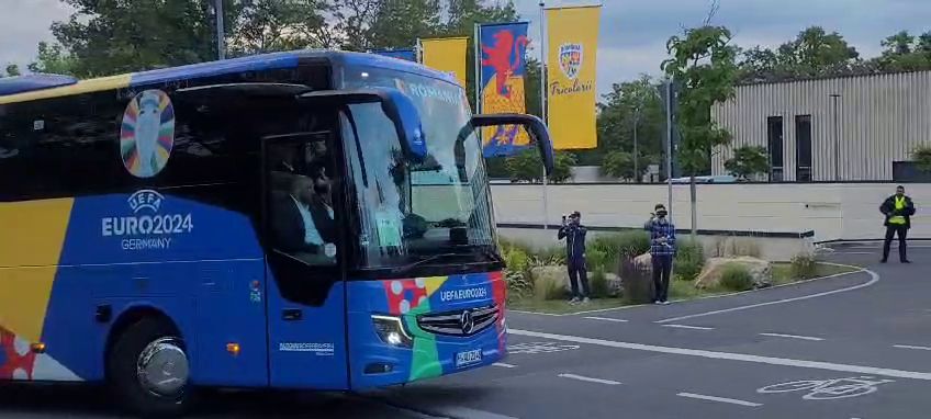 Tricolorii au ajuns în Würzburg! Cum au fost întâmpinați de fanii români aflați la hotel_7