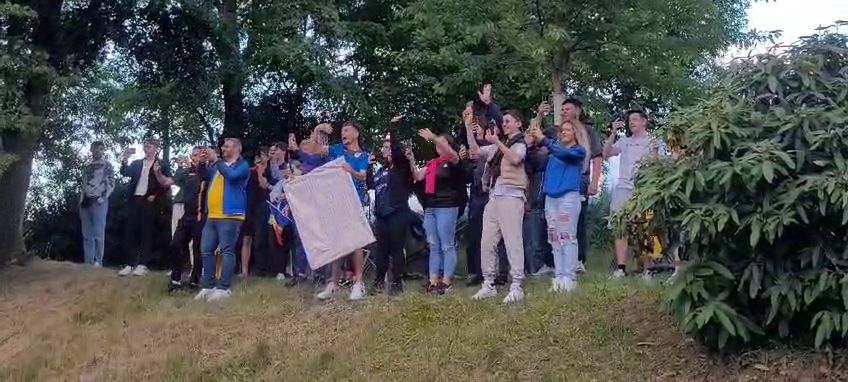 Tricolorii au ajuns în Würzburg! Cum au fost întâmpinați de fanii români aflați la hotel_15