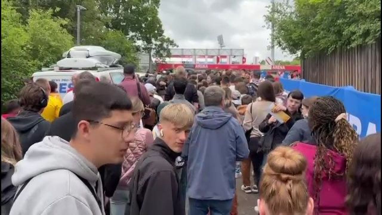 Reacția nemților când au văzut ce se întâmplă la primul antrenament al României în Germania_2