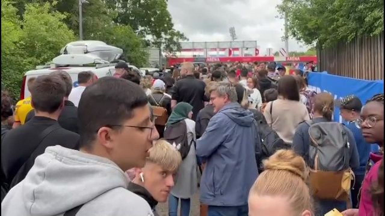 Reacția nemților când au văzut ce se întâmplă la primul antrenament al României în Germania_3