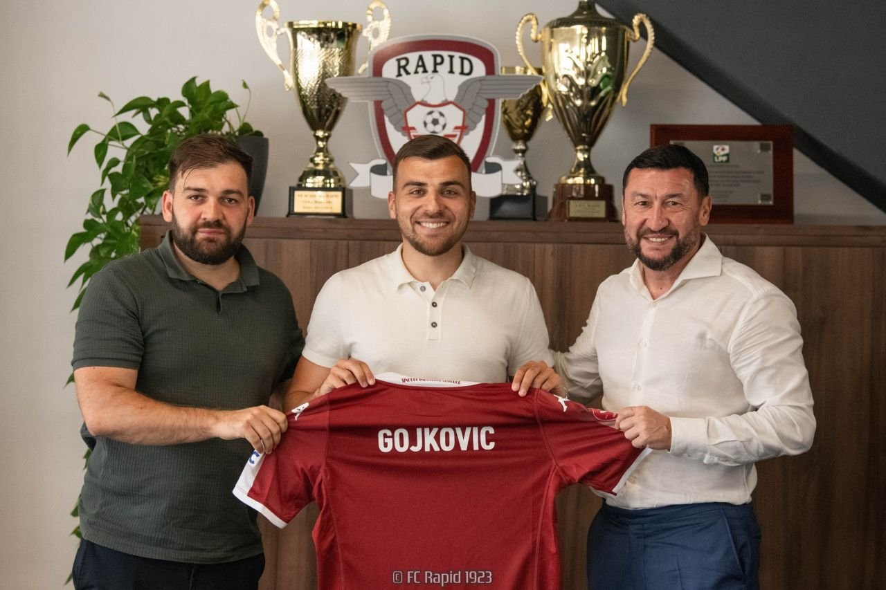 Luka Gojkovic a ajuns la București și s-a fotografiat cu Viorel Moldovan! Ce urmează pentru noul transfer de la Rapid_2