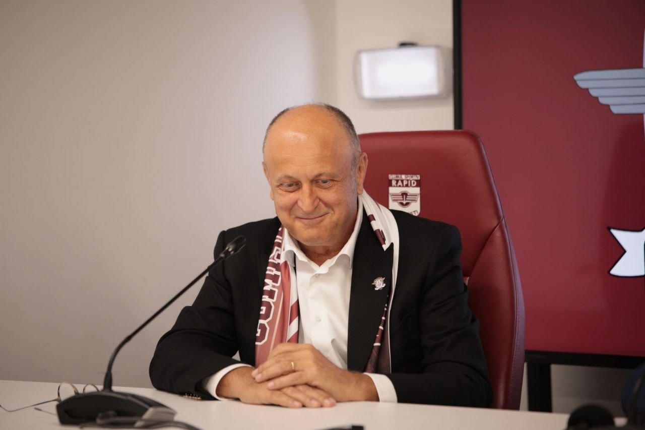 A dat Șucu prima mare lovitură în mercato? Motivele pentru care venirea lui Manea la Rapid se anunță deja o afacere de succes_3
