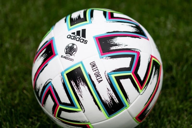 Cum arată Fussballliebe, mingea oficială la EURO 2024! Cum au evoluat de-a lungul timpului baloanele folosite la European_2