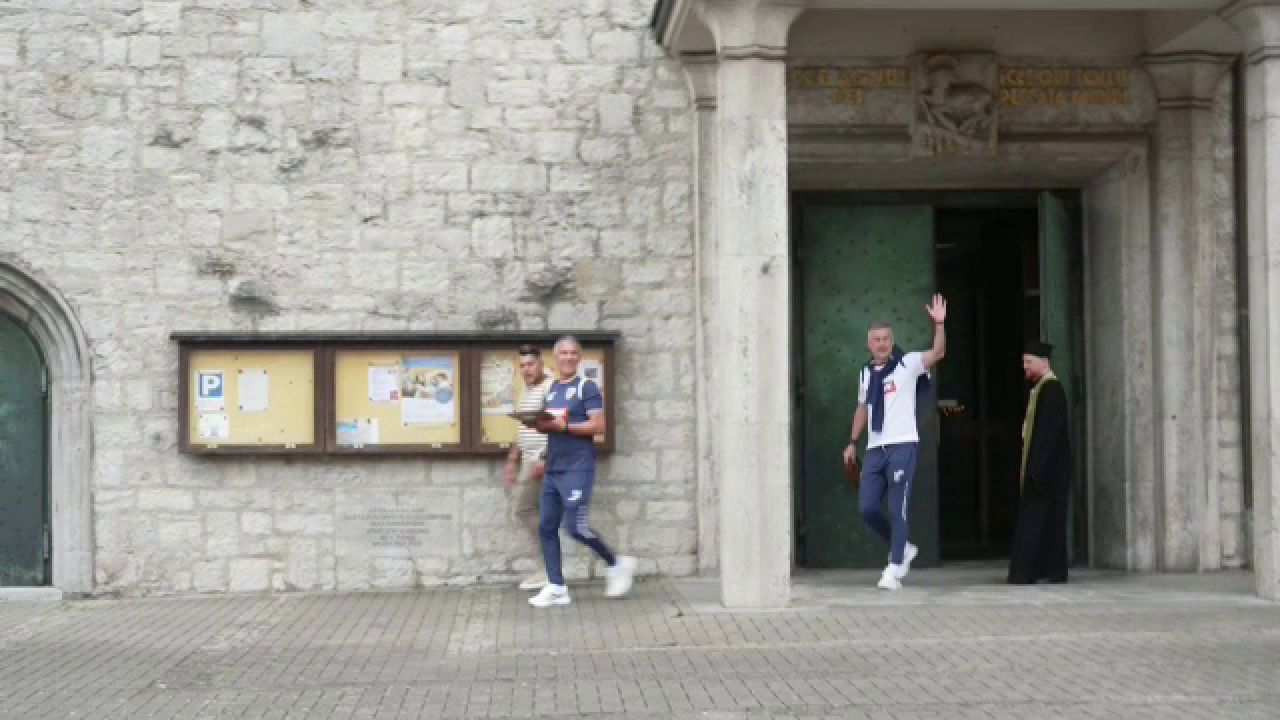 Gestul făcut de Edi Iordănescu cu doar patru zile înainte de debutul României la EURO_4