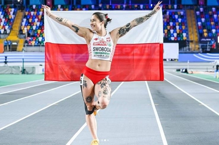 A pierdut la 4 sutimi aurul la 100 de metri, dar a furat privirile tuturor! Ewa Swoboda este apariția Campionatelor Europene