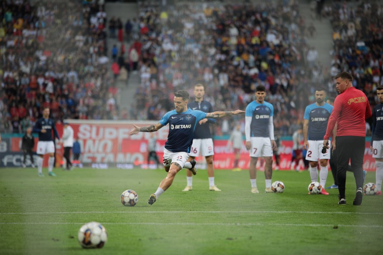 Cum arată echipa jucătorilor care nu au prins lotul României pentru Euro 2024. Aveau vreo șansă Mitriță&co. împotriva Ucrainei?_14