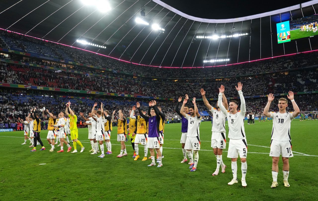Românii au trăit la cote înalte emoția primei seri de la EURO 2024! Spectacolul fotbalistic continuă, la PRO TV și VOYO_4