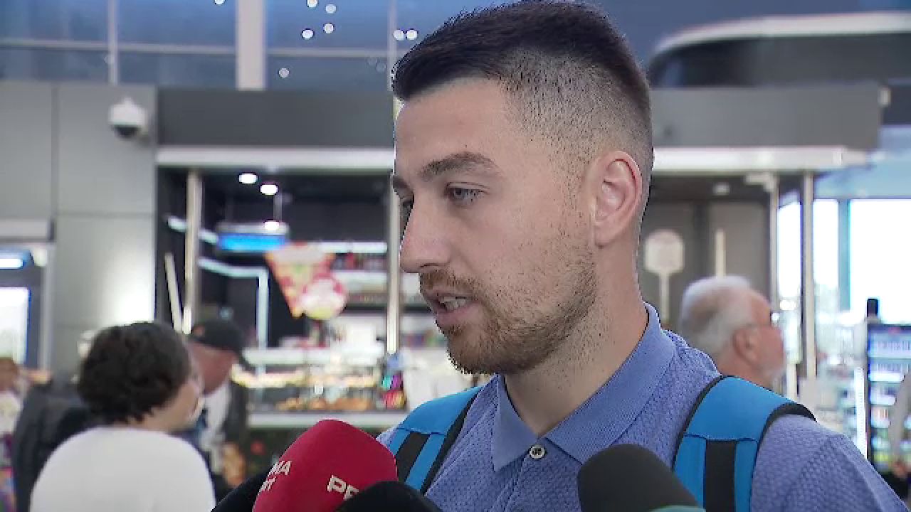 Familia Iordănescu a plecat la EURO 2024! Edi va avea parte de o susținere puternică: ”Sunt mai multe emoții decât în 2016!”_15