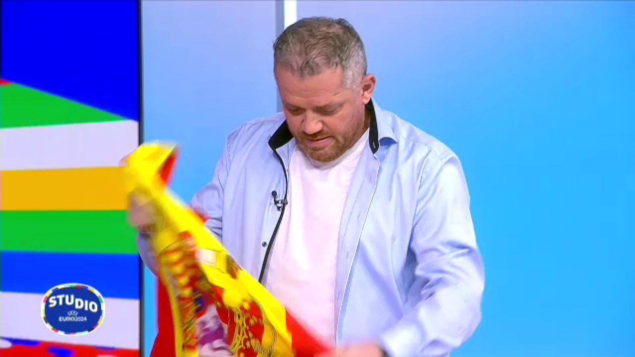 Cătălin Oprișan, apariție fantastică la Studio EURO 2024 de pe Pro TV! ”Am dreptate, nu?”_15