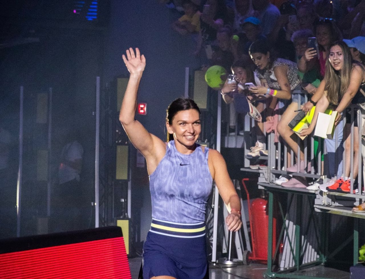 Simona Halep risipește ceața. Reacția româncei a fost aplaudată de spectatorii din BT Arena din Cluj_1