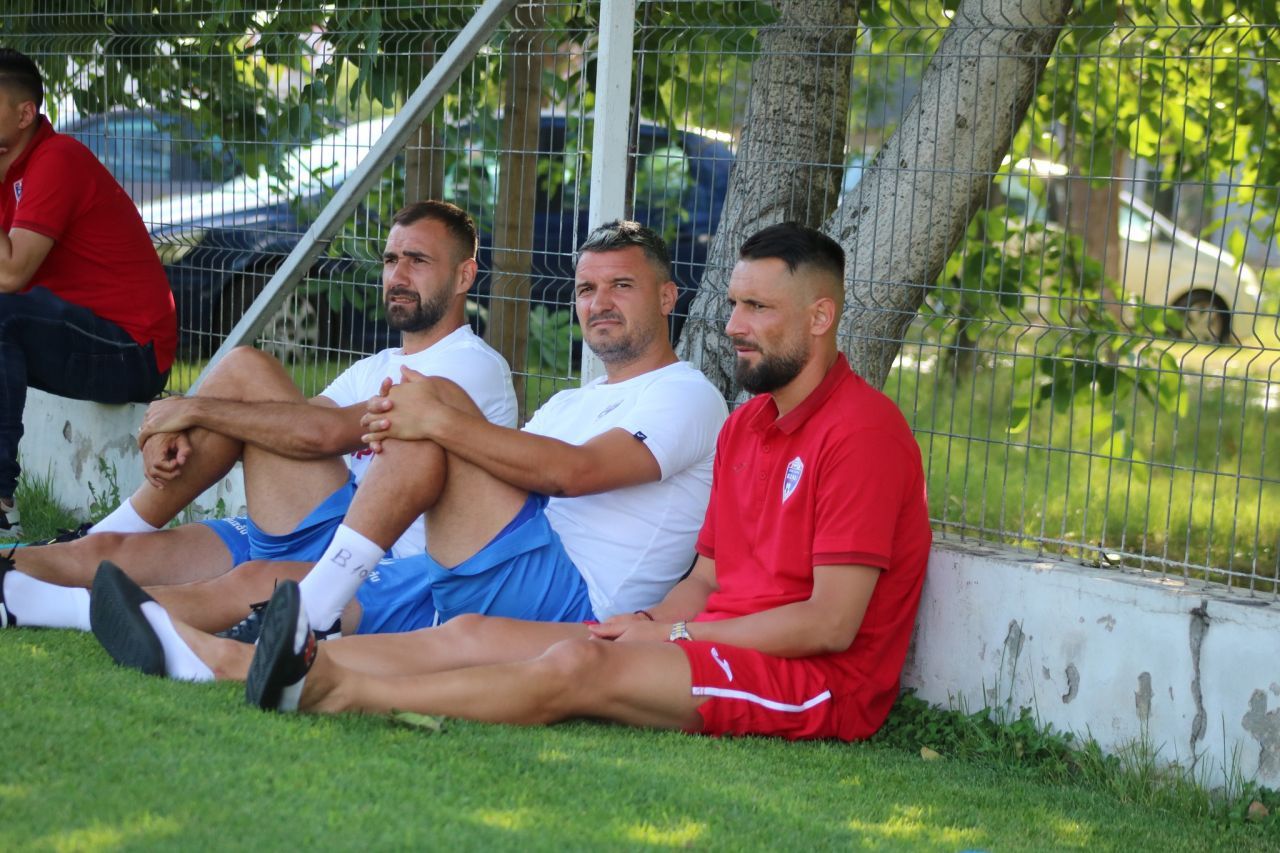Constantin Budescu ”Sărmăluță” a debutat la Gloria Buzău și atacant de la VfB Stuttgart pentru FC Hermannstadt!_1
