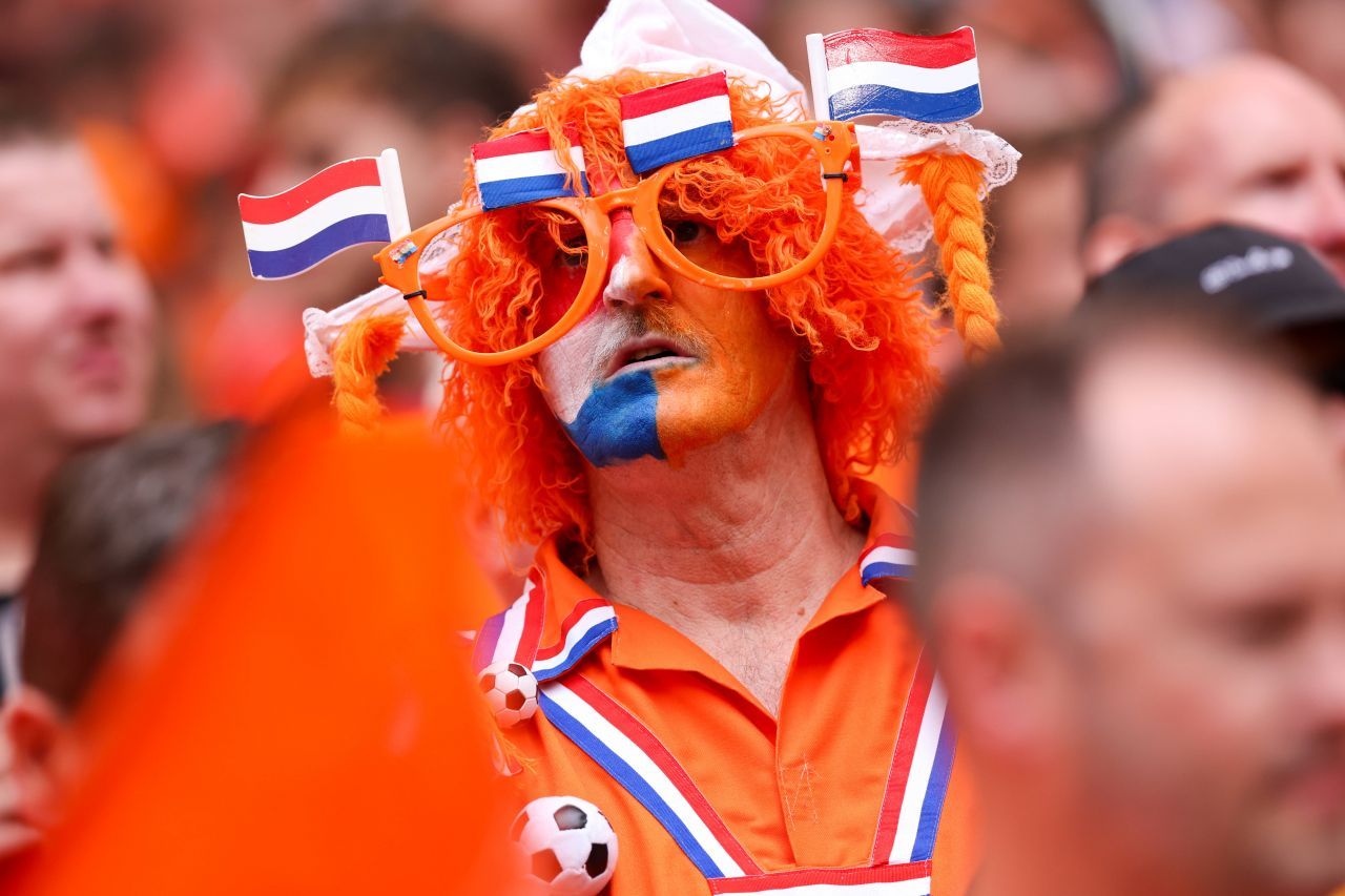 Fetele cochetele! Show în tribune la Polonia - Olanda, blockbuster la EURO 2024_7