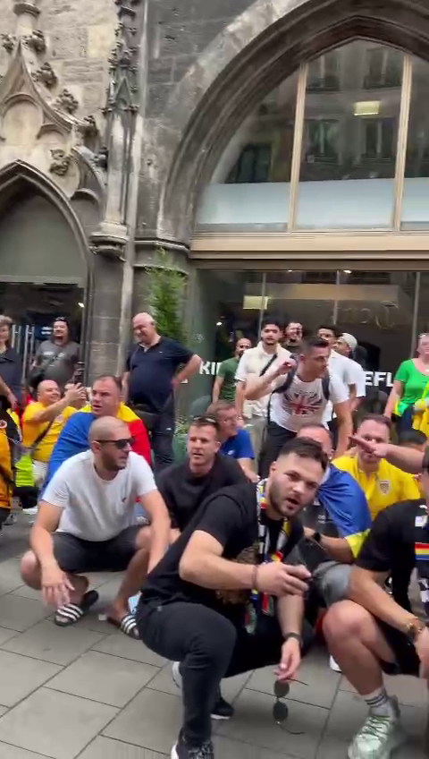 Spectacol pe străzile din Germania! Cum au fost surprinși suporterii tricolorilor_10