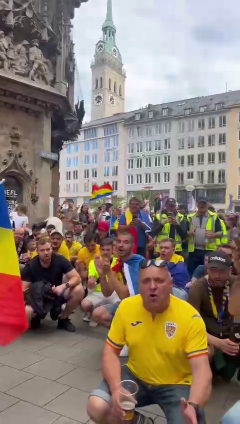 Spectacol pe străzile din Germania! Cum au fost surprinși suporterii tricolorilor_30