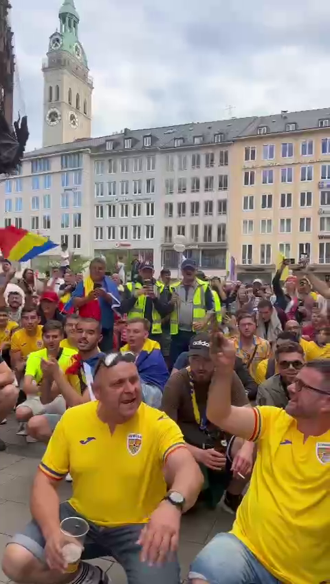 Spectacol pe străzile din Germania! Cum au fost surprinși suporterii tricolorilor_33
