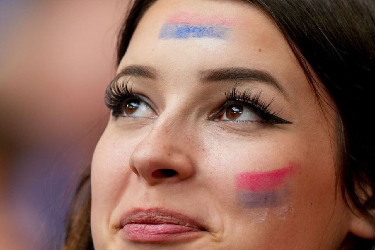 Frumusețile de la EURO 2024! Imagini spectaculoase cu fanele care au făcut senzație în tribune _11