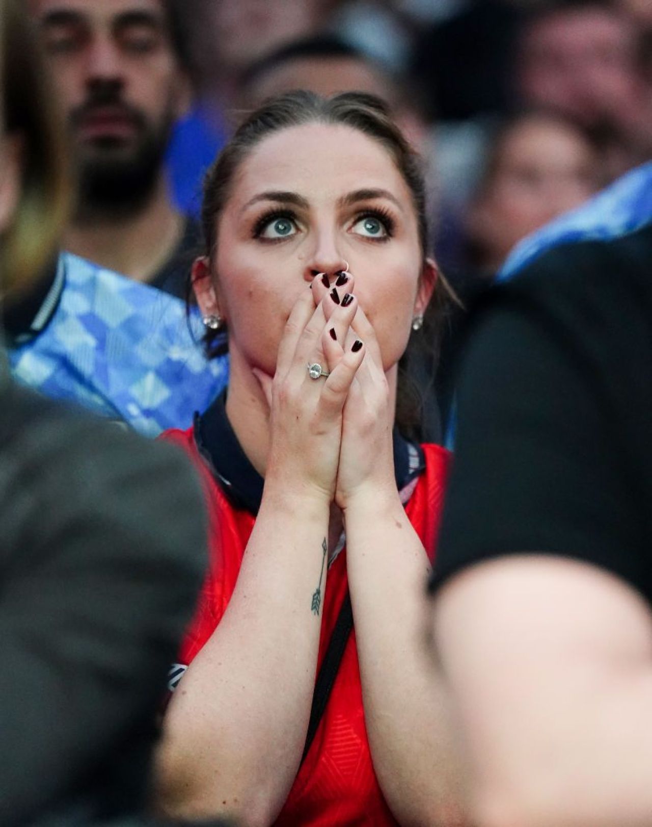 Frumusețile de la EURO 2024! Imagini spectaculoase cu fanele care au făcut senzație în tribune _13