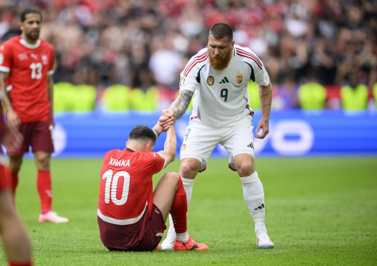 Ironizat și acuzat că e supraponderal, atacantul maghiar Martin Ádám dă replica presei internaționale la EURO 2024_9