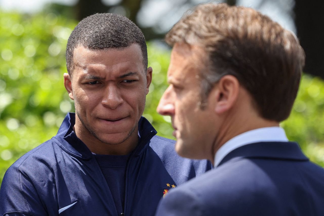 Kylian Mbappe, senzațional și &icirc;n afara terenului de fotbal! &rdquo;Situația e dezastruoasă, extremele bat la ușa puterii&rdquo;