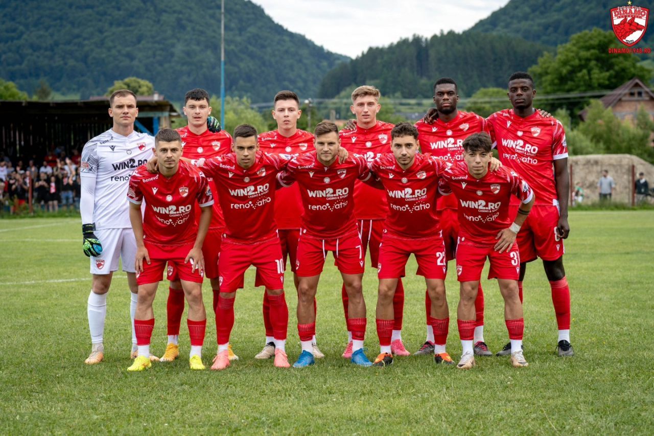 Young Dinamo.
