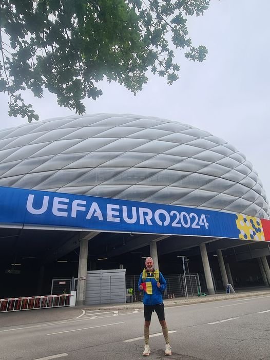 Călătorie către Euro 2024 | El este fanul român care a plecat pe jos până la Munchen, ca să vadă meciul 