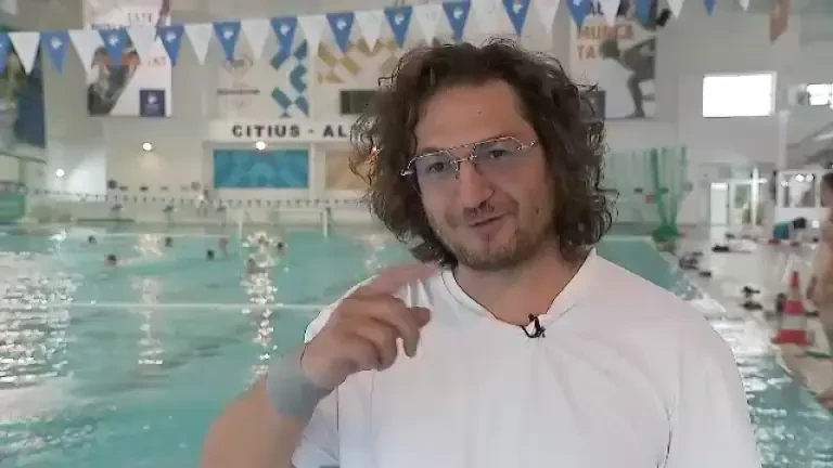 Reportaj la Izvorani | Chef Florin Dumitrescu, surpriză pentru naționala de polo a Rom&acirc;niei