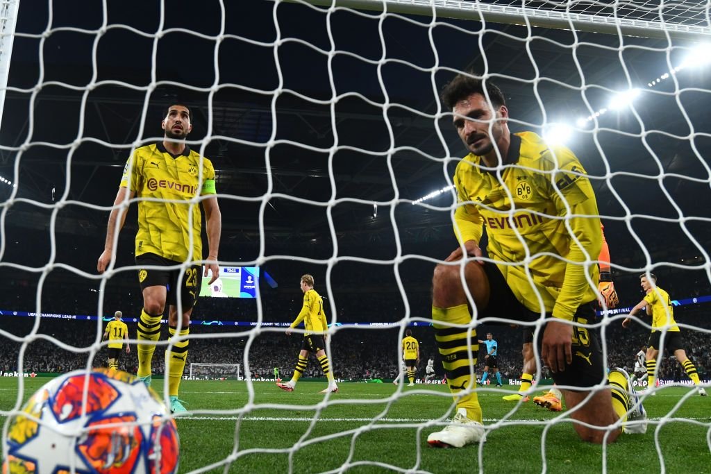 Ademenit cu un salariu imens de cluburile saudite, Hummels s-a decis să semneze cu un club important din Europa_2