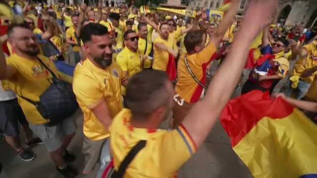 Atmosferă fantastică înainte de România - Ucraina! Imnul a răsunat pe străzile din Munchen_8