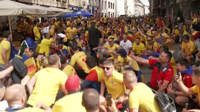 Atmosferă fantastică înainte de România - Ucraina! Imnul a răsunat pe străzile din Munchen_10