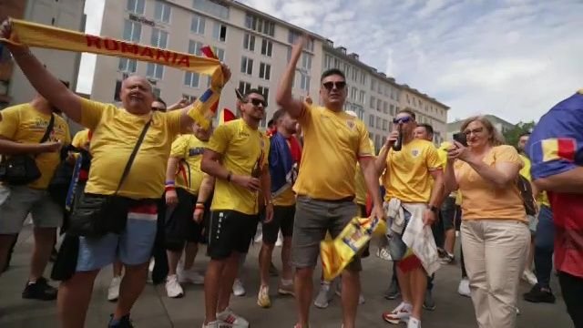 Atmosferă fantastică înainte de România - Ucraina! Imnul a răsunat pe străzile din Munchen_36