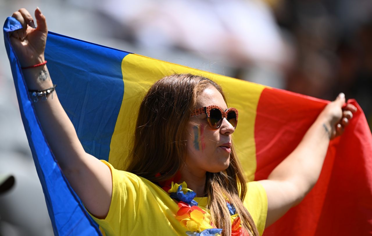 Inimă și culoare! Fanii români au strălucit în tribune la primul meci al tricolorilor la Euro 2024. Imagini spectaculoase_5