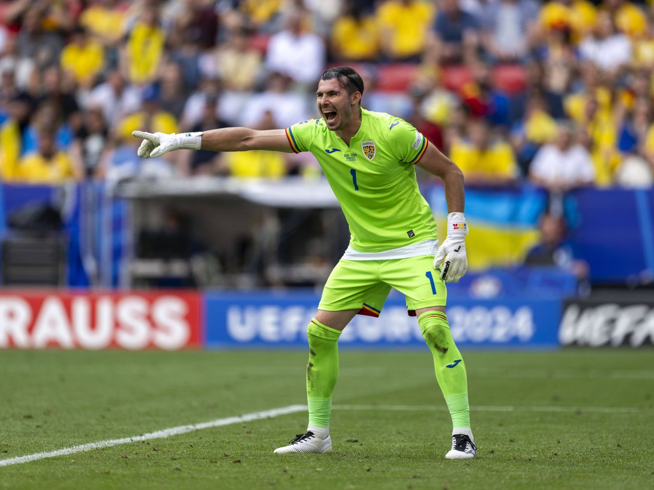 Florin Niță poate da lovitura carierei! Cine l-a urmărit la Frankfurt în meciul cu Slovacia _2