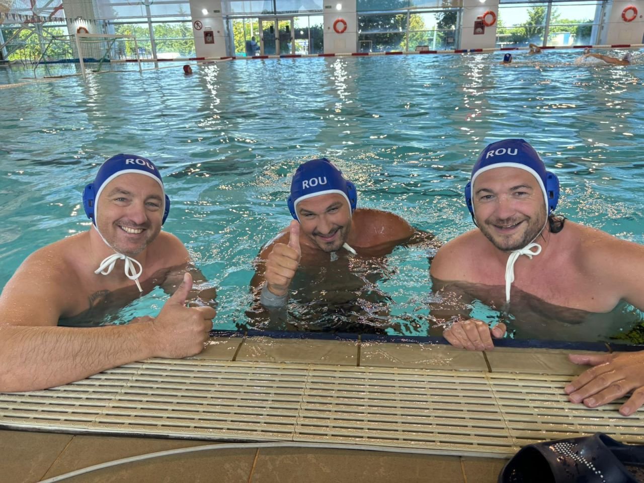 Chef Florin Dumitrescu le-a făcut o surpriză băieților din naționala de polo, calificată la JO 2024. Reportaj la Izvorani _8