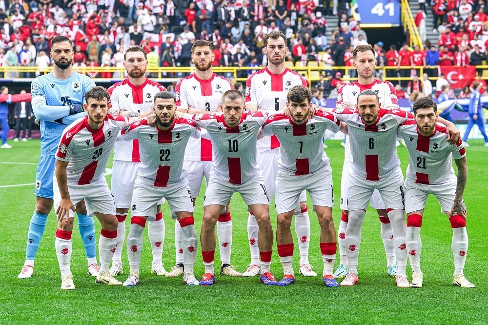 ”Olteanul” Anzor Mekvabishvili, peste starul Khvicha Kvaratskhelia la debutul Georgiei de la EURO 2024!_2